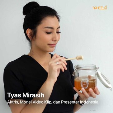[COMPRESS] Tyas-Mirasih-Aktris-Model-Video-Klip-dan-Presenter-Indonesia-scaled